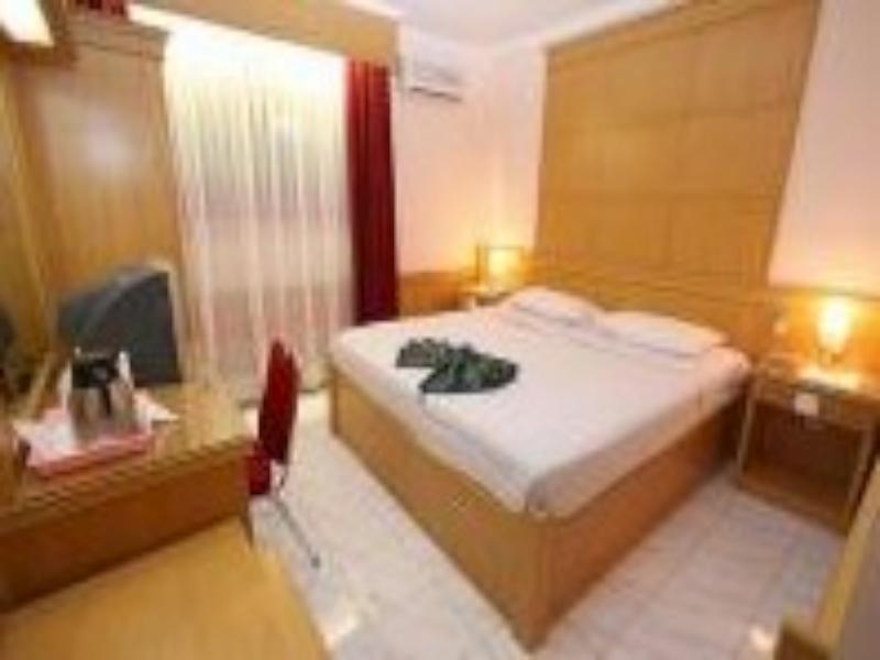 Hotel Hangtuah Padang  Exterior foto
