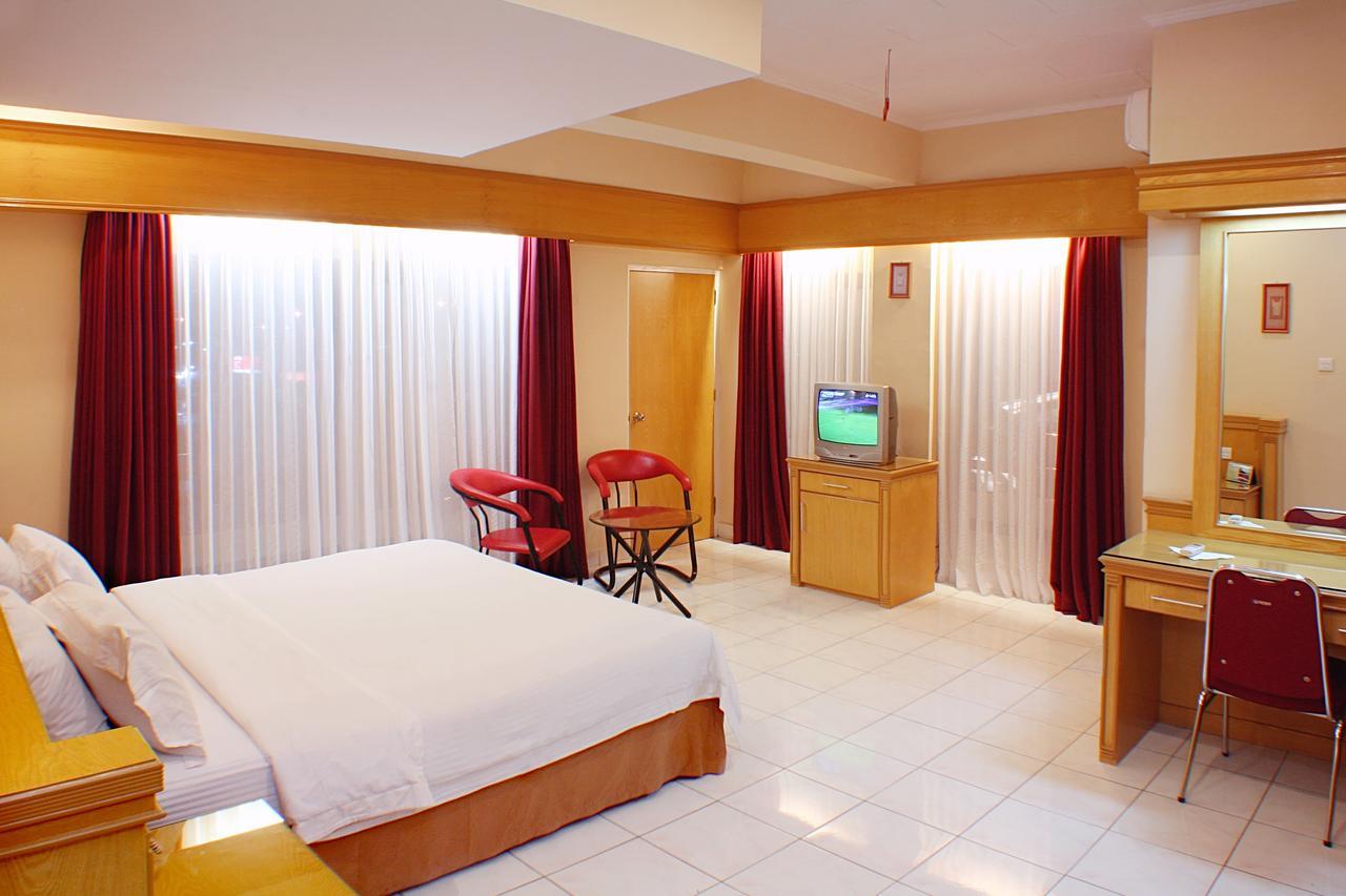 Hotel Hangtuah Padang  Exterior foto